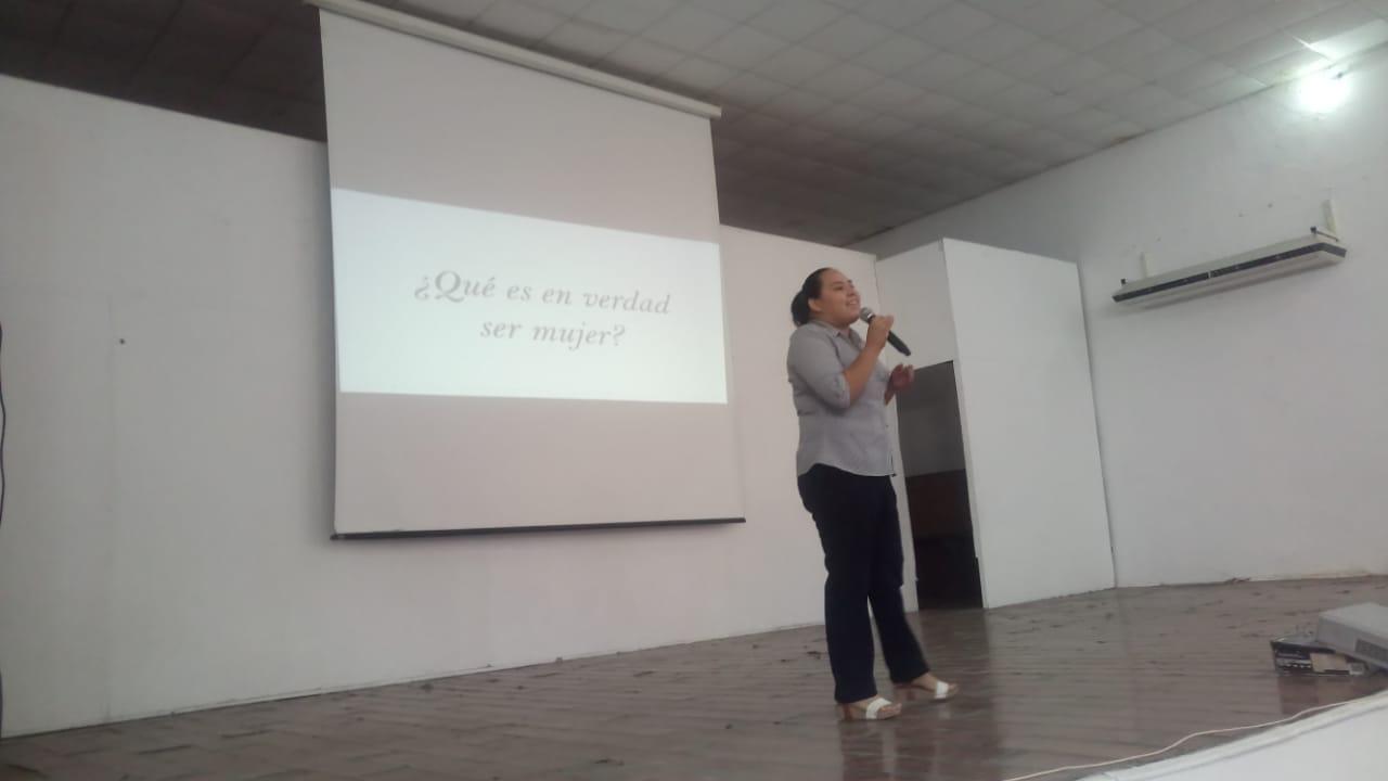 Mujer 3
